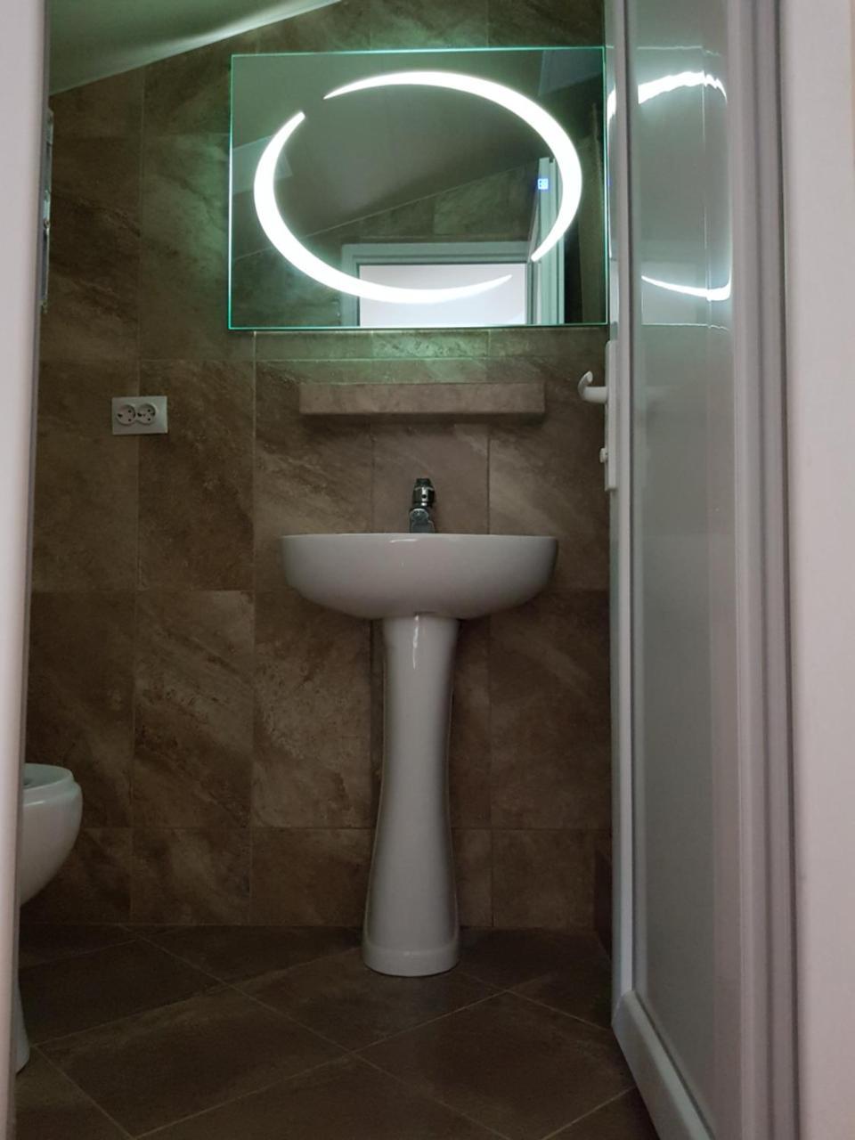 קוטאיסי Meridian מראה חיצוני תמונה